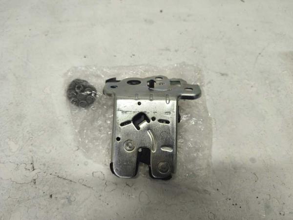 GACHE DE HAYON AUDI/SEAT/SKODA - Vue 1